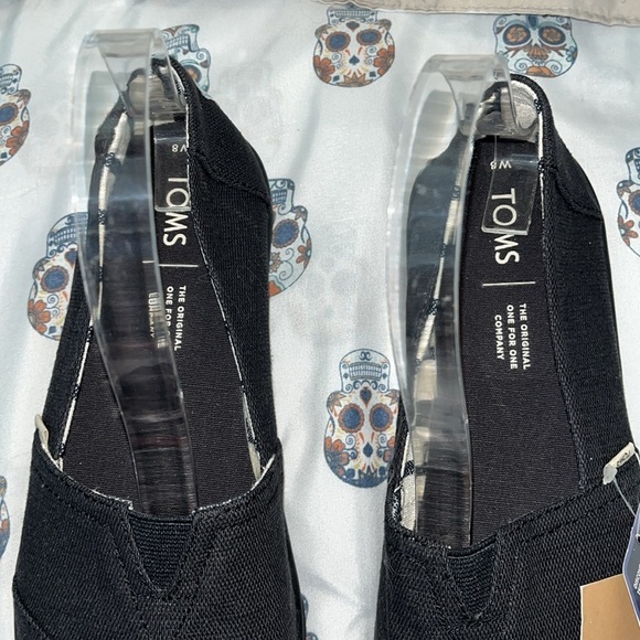 The Venice Collection Black Slip-On Shoes - Picture 6 of 8